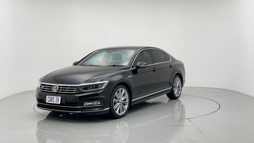 Left Front Diagonal (45- Degree) View