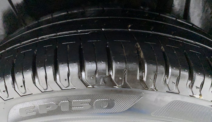 2019 Maruti XL6 ALPHA SHVS  MT, Petrol, Manual, 13,971 km, Left Rear Tyre Tread