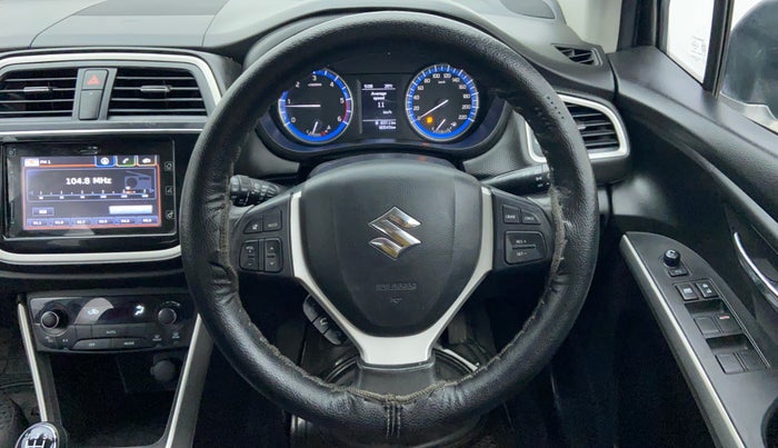 2016 Maruti S Cross ZETA 1.3, Diesel, Manual, 90,543 km, Steering Wheel Close-up