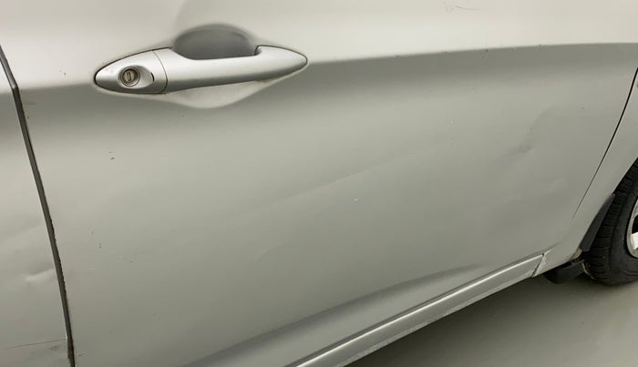 2011 Hyundai Verna FLUIDIC 1.4 VTVT, Petrol, Manual, 49,908 km, Driver-side door - Minor scratches