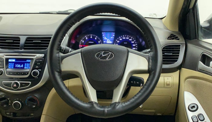 2011 Hyundai Verna FLUIDIC 1.4 VTVT, Petrol, Manual, 49,908 km, Steering Wheel Close Up