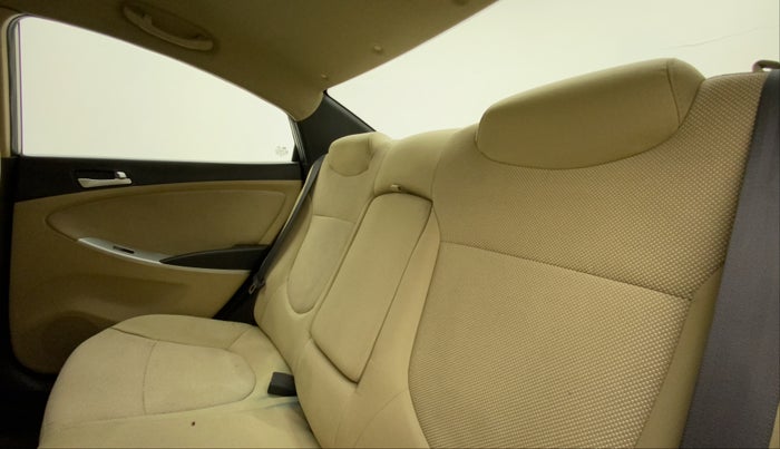 2011 Hyundai Verna FLUIDIC 1.4 VTVT, Petrol, Manual, 49,908 km, Right Side Rear Door Cabin