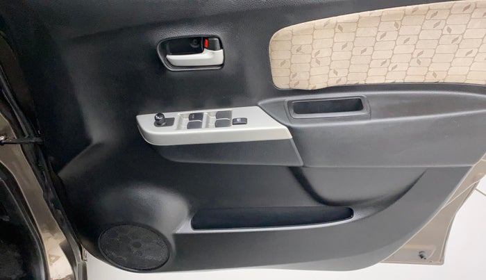 2015 Maruti Wagon R 1.0 VXI, Petrol, Manual, 60,497 km, Driver Side Door Panels Control