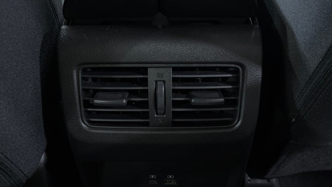 Rear A/C Vent