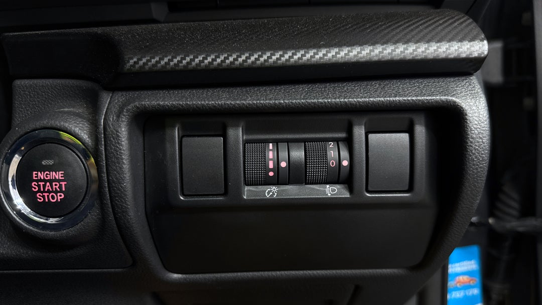 2025 Subaru Crosstrek AWD 2.0l, Automatic, 36121 km, Utility Switches/Buttons