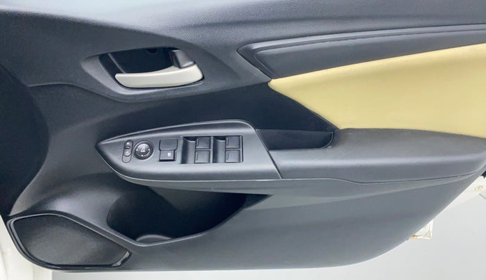 2015 Honda Jazz 1.2 S MT, Petrol, Manual, 16,568 km, Driver Side Door Panels Control