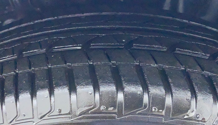 2015 Honda Jazz 1.2 S MT, Petrol, Manual, 16,568 km, Left Rear Tyre Tread