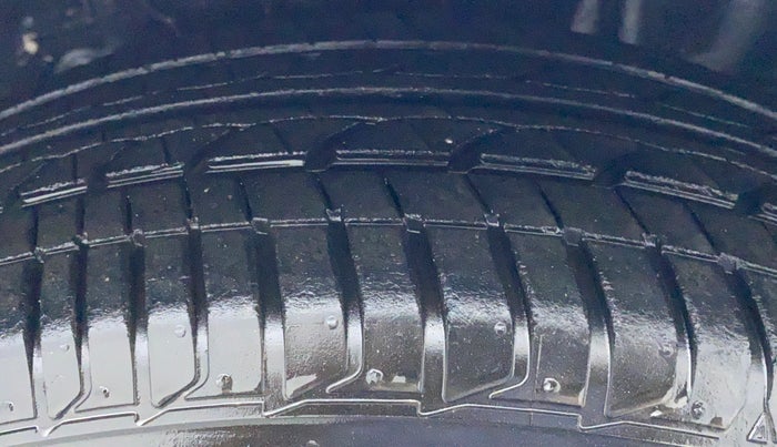 2015 Honda Jazz 1.2 S MT, Petrol, Manual, 16,568 km, Right Front Tyre Tread