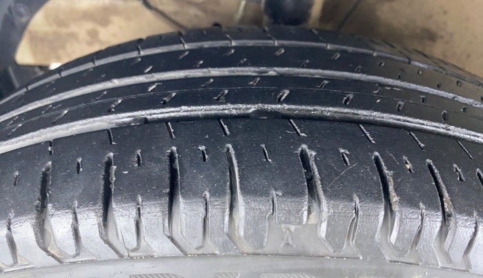 2019 Maruti Dzire VXI, Petrol, Manual, 49,141 km, Left Front Tyre Tread
