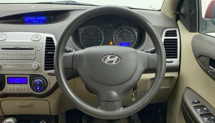 2010 Hyundai i20 MAGNA (O) 1.2, Petrol, Manual, 65,702 km, Steering Wheel Close Up