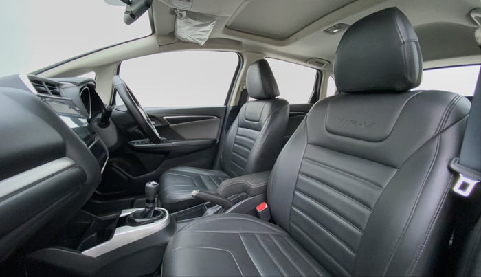 2018 Honda WR-V 1.5 i-DTEC VX MT, Diesel, Manual, Right Side Front Door Cabin