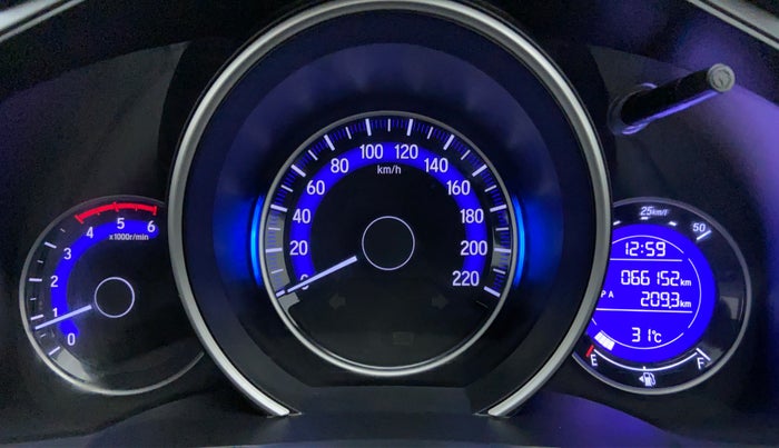 2018 Honda WR-V 1.5 i-DTEC VX MT, Diesel, Manual, Odometer Image