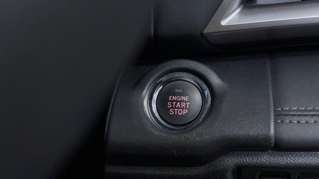 2021 Subaru Outback AWD Touring, Automatic, 91597 km, Keyless / Button Start