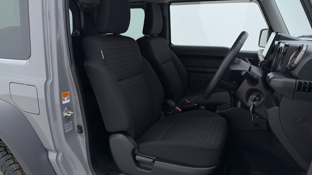2022 Suzuki Jimny Jimny, Automatic, 26778 km, Right Side Front Door Cabin View