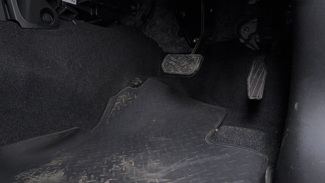 2022 Suzuki Jimny Jimny, Automatic, 26778 km, Pedals and Footmat