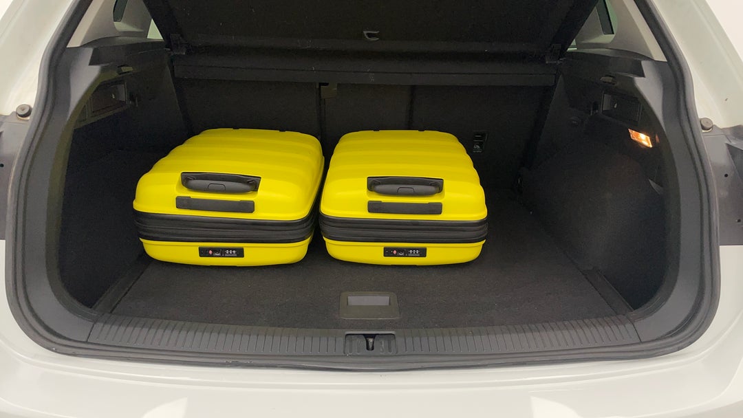 2018 Volkswagen Tiguan 132 Tsi Comfortline, Automatic, 118238 km, Boot Inside View with Luggage