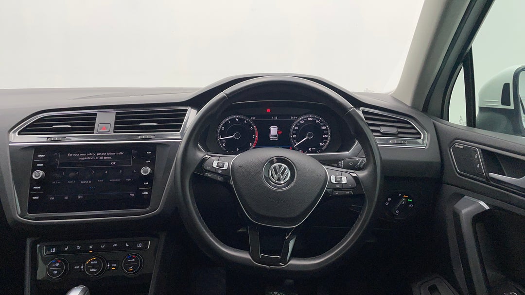 2018 Volkswagen Tiguan 132 Tsi Comfortline, Automatic, 118238 km, Steering Wheel Close-up