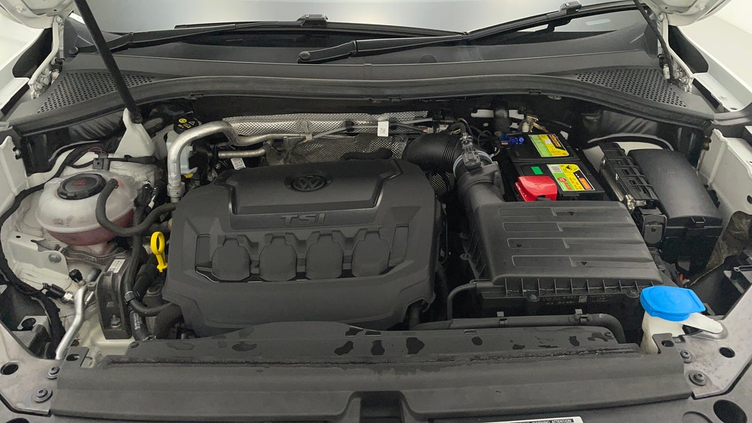2018 Volkswagen Tiguan 132 Tsi Comfortline, Automatic, 118238 km, Open Bonnet (Engine)
