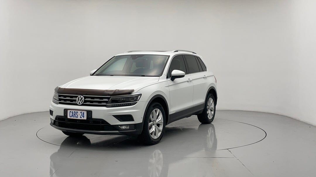 2018 Volkswagen Tiguan 132 Tsi Comfortline, Automatic, 118238 km, Left Front Diagonal (45- Degree) View