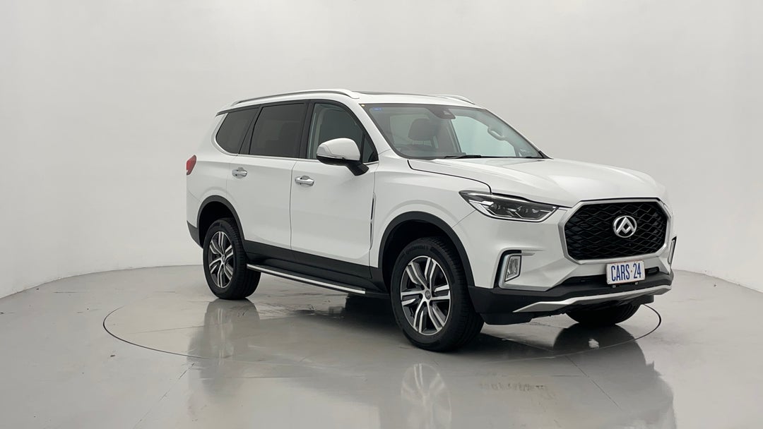 Right Front Diagonal (45- Degree) View