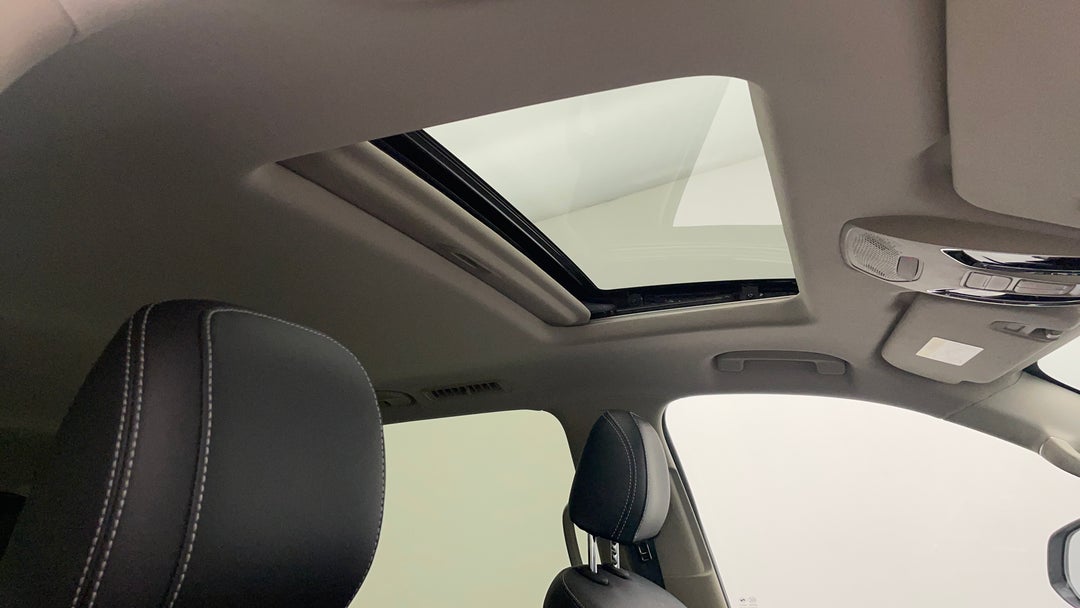 Interior Sunroof/Moonroof