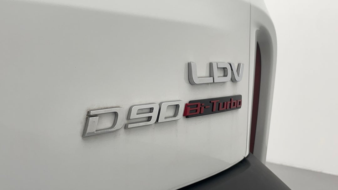 Badge (Boot Right Side)