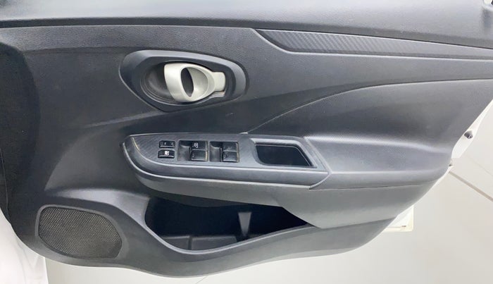 2019 Datsun Go T, CNG, Manual, 62,535 km, Driver Side Door Panels Control