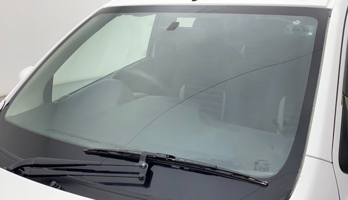 2019 Datsun Go T, CNG, Manual, 62,535 km, Front windshield - Minor spot on windshield