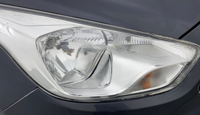 2018 Ford Figo Aspire 1.2 TITANIUM PETROL, Petrol, Manual, 33,815 km, Right headlight - Minor scratches