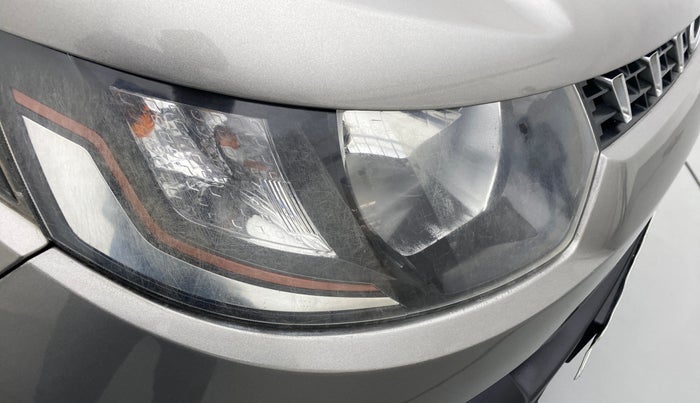 2016 Mahindra Kuv100 K4 6 STR, Petrol, Manual, 64,630 km, Right headlight - Minor scratches