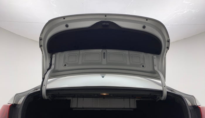 2018 Hyundai Verna 1.6 VTVT SX, Petrol, Manual, 44,760 km, Boot Door Open