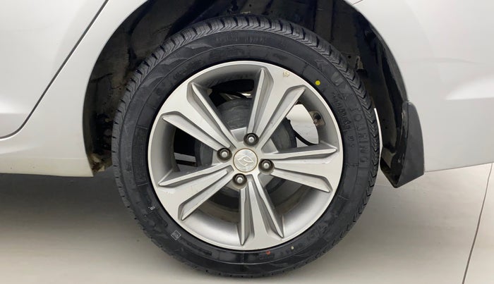 2018 Hyundai Verna 1.6 VTVT SX, Petrol, Manual, 44,760 km, Left Rear Wheel
