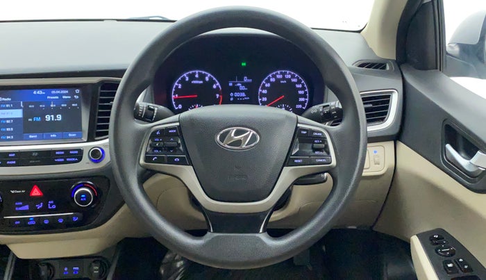 2018 Hyundai Verna 1.6 VTVT SX, Petrol, Manual, 44,760 km, Steering Wheel Close Up