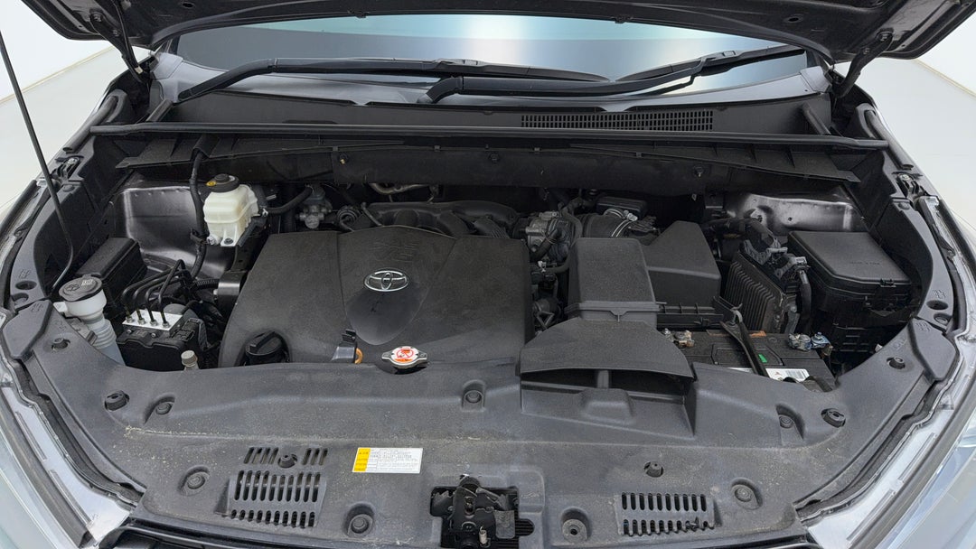 Open Bonnet (Engine)
