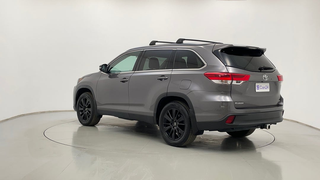 Left Back Diagonal (45- Degree) View