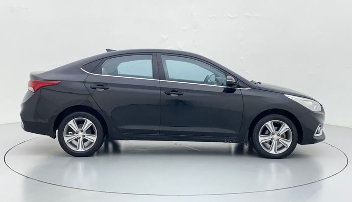 2018 Hyundai Verna 1.6 CRDI SX + AT, Diesel, Automatic, 38,821 km, Right Side View