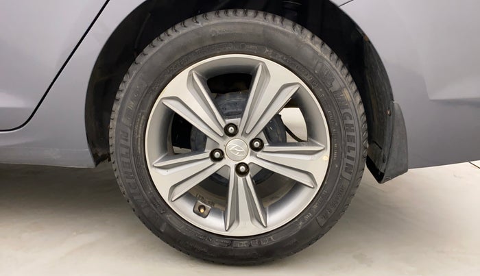 2018 Hyundai Verna 1.6 VTVT SX (O) AT, Petrol, Automatic, 39,051 km, Left Rear Wheel