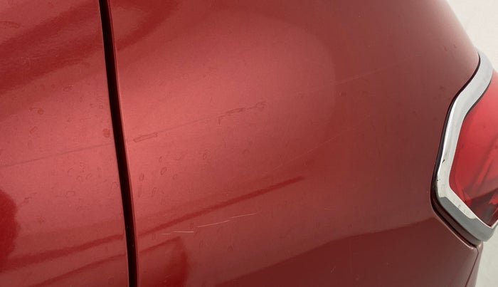 2018 Renault Kwid RXT 1.0, Petrol, Manual, 1,02,862 km, Left quarter panel - Minor scratches