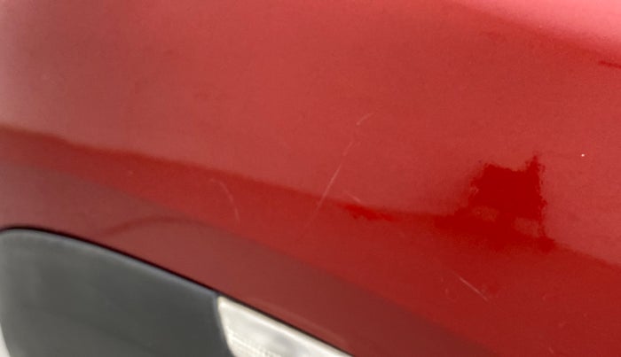 2018 Renault Kwid RXT 1.0, Petrol, Manual, 1,02,862 km, Left fender - Minor scratches