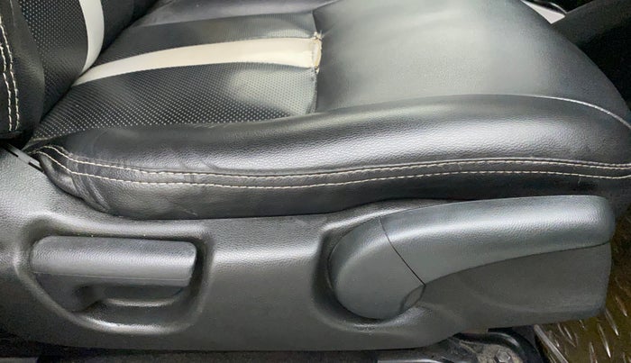 2016 Honda Jazz 1.2L I-VTEC S, Petrol, Manual, 1,01,652 km, Driver Side Adjustment Panel