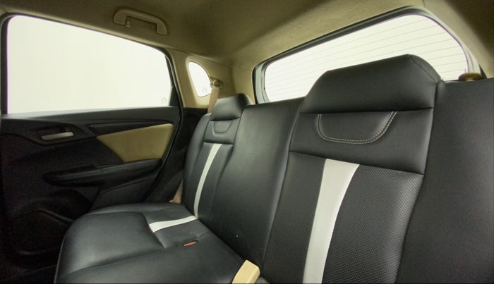 2016 Honda Jazz 1.2L I-VTEC S, Petrol, Manual, 1,01,652 km, Right Side Rear Door Cabin