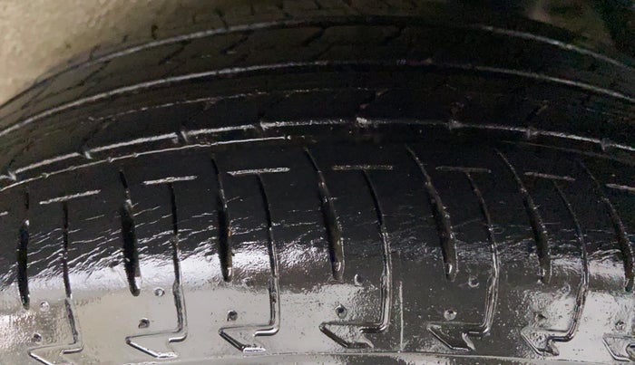 2017 Maruti IGNIS DELTA 1.2 K12 AMT, Petrol, Automatic, 15,083 km, Left Rear Tyre Tread