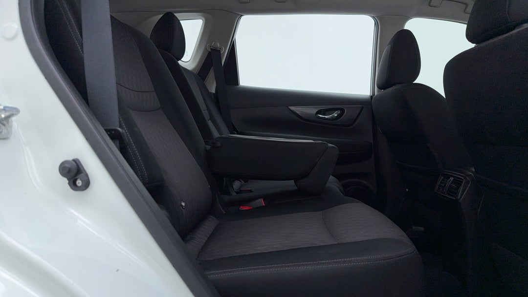 2018 Nissan X-trail Ts (4wd), Automatic, 86551 km, Right Side Rear Door Cabin View