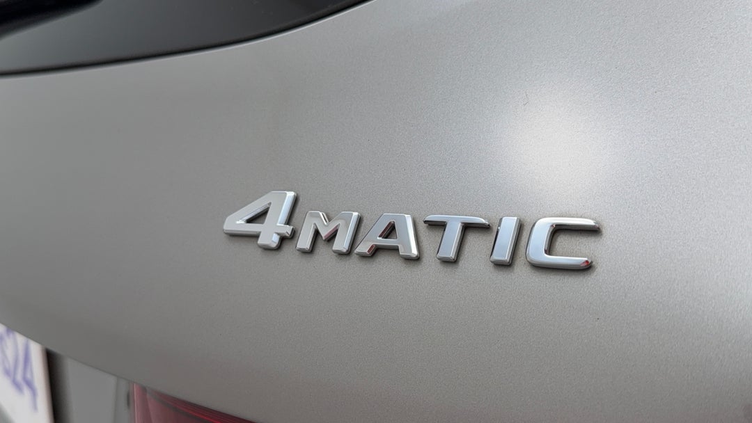 Badge (Boot Right Side)