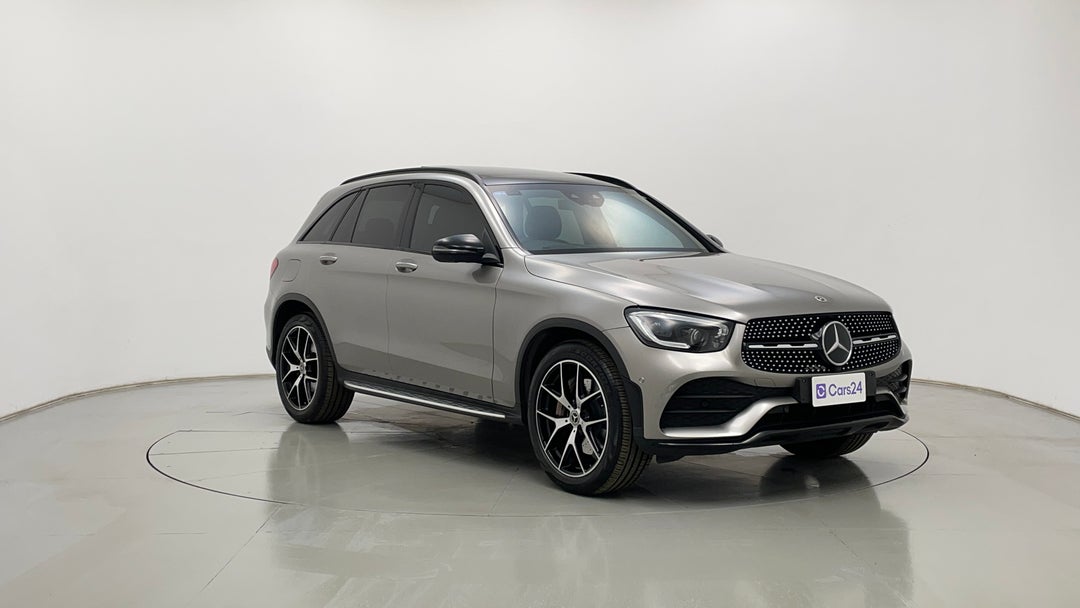 Right Front Diagonal (45- Degree) View