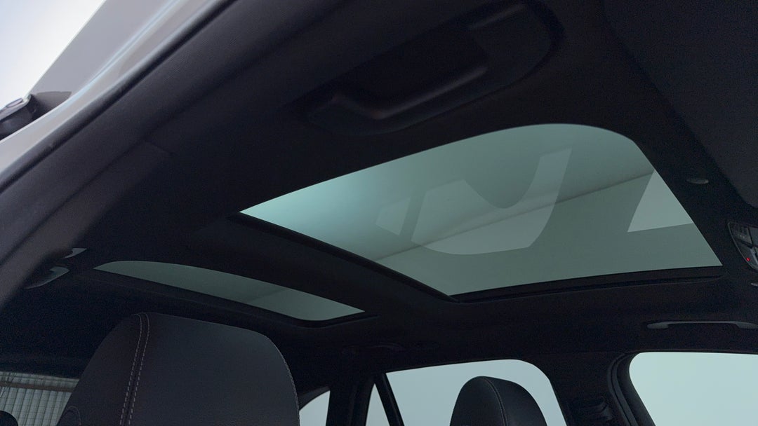 Interior Sunroof/Moonroof