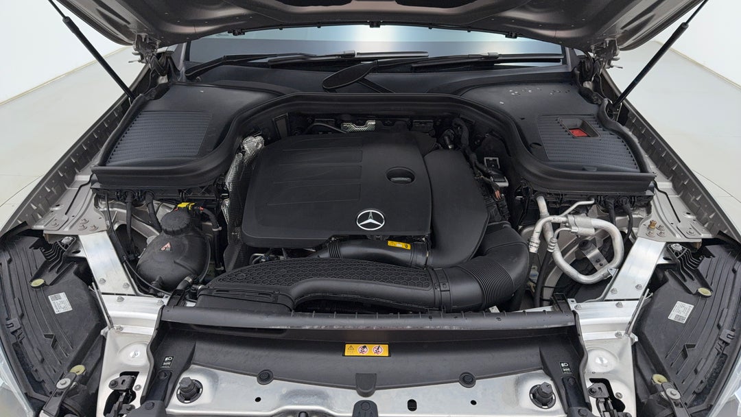 Open Bonnet (Engine)