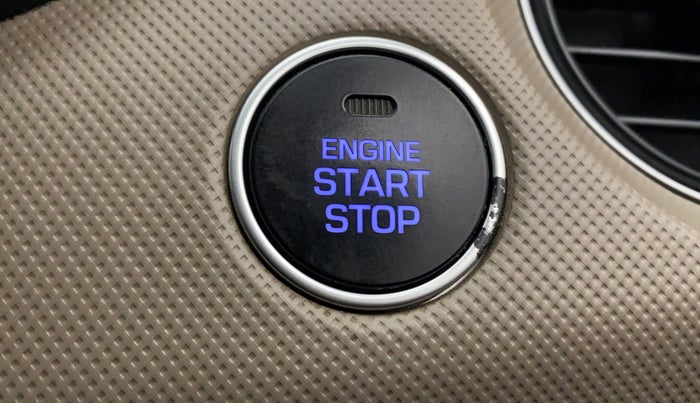 2018 Hyundai Grand i10 ASTA 1.2 KAPPA VTVT, Petrol, Manual, 48,459 km, Keyless Start/ Stop Button