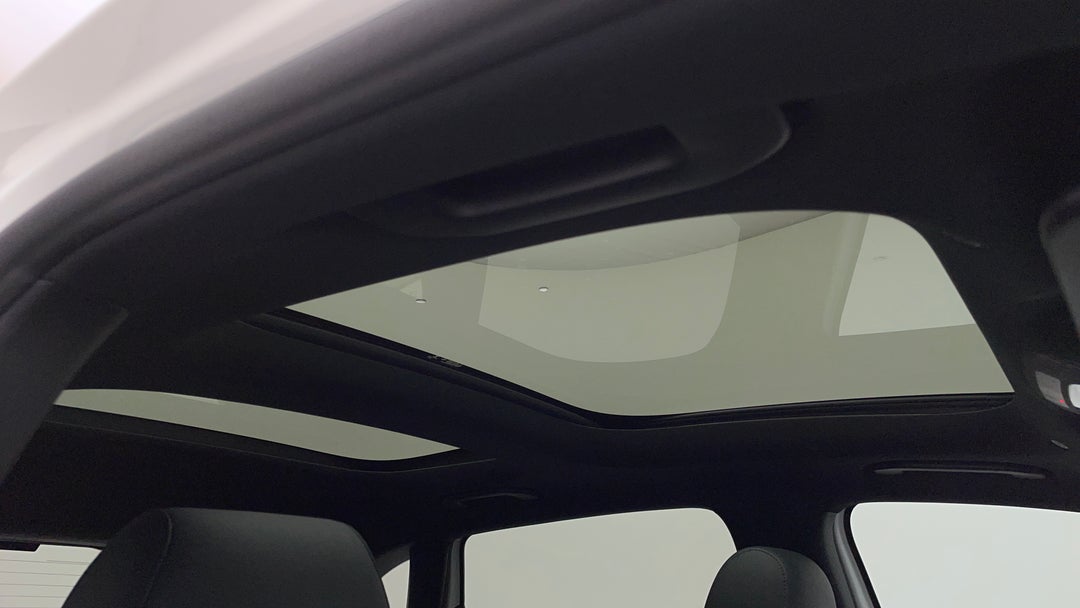 Interior Sunroof/Moonroof