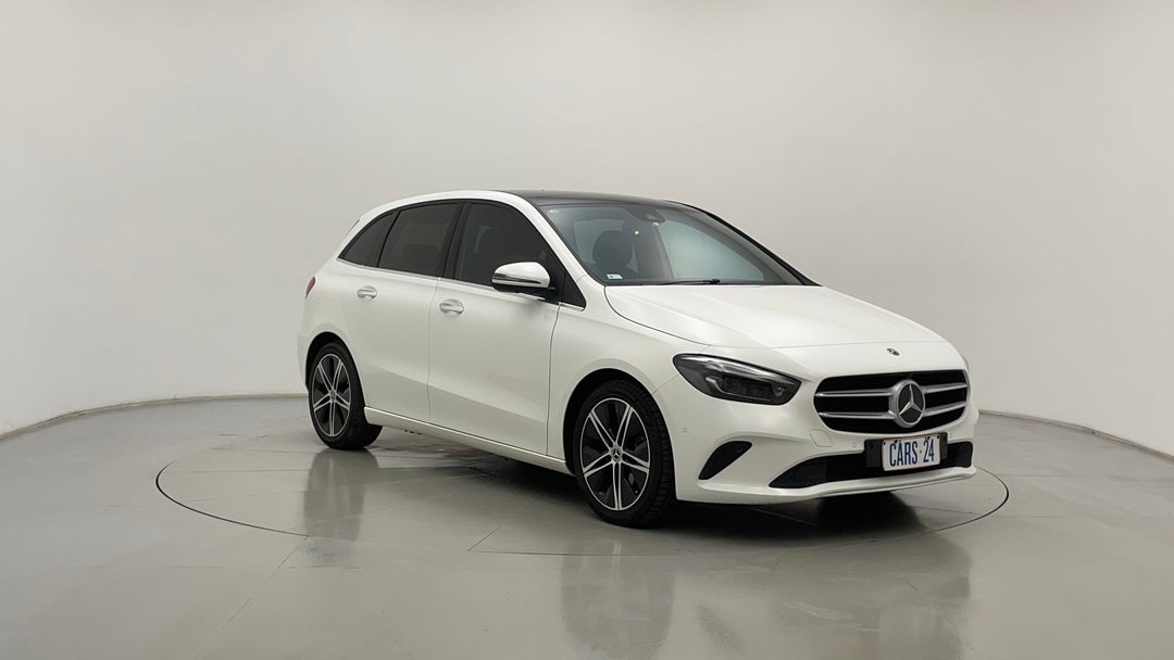 Right Front Diagonal (45- Degree) View